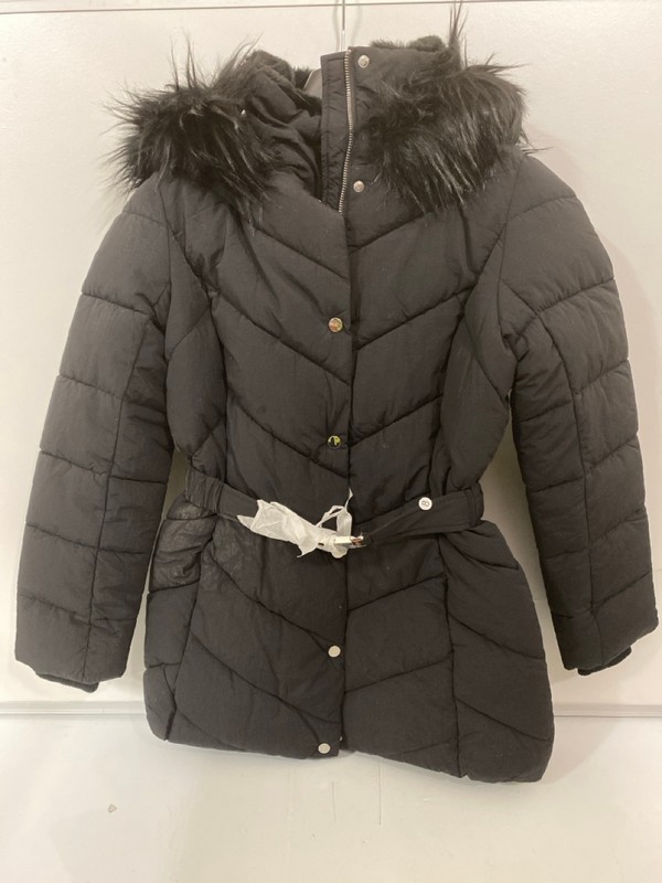 Lot 377  
            Nottingham SR7 – Delivery Only 

                
V BY VERY WOMEN'S BLACK PUFFER COAT SIZE:8