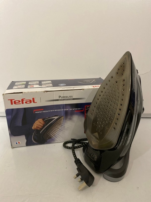 Lot 385  
            Nottingham SR7 – Delivery Only 

                
2 X TEFAL IRONS INC PUREGLISS STEAM IRON