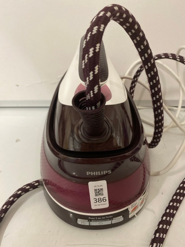 Lot 386  
            Nottingham SR7 – Delivery Only 

                
PHILIPS PERFECT CARE COMPACT STEAM IRON - Image 3