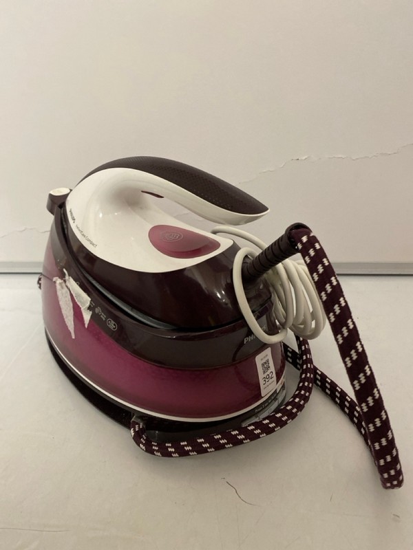 Lot 392  
            Nottingham SR7 – Delivery Only 

                
PHILIPS PERFECT CARE COMPACT STEAM IRON