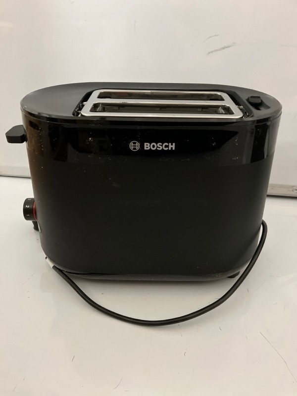 Lot 400  
            Nottingham SR7 – Delivery Only 

                
2 X BOSCH ITEMS INC MY MOMENT 2 SLICE TOASTER - Image 4