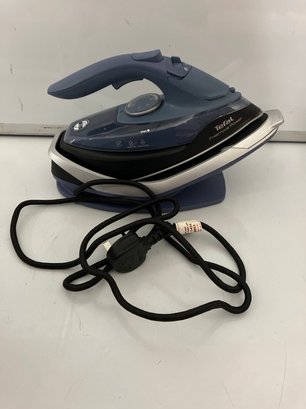 Lot 407  
            Nottingham SR7 – Delivery Only 

                
TEFAL FREEMOVE POWER STEAM IRON