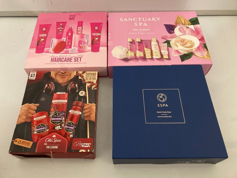 Lot 470  
            Nottingham SR7 – Delivery Only 

                
QTY OF GIFT SETS INC OLD SPICE FOR THE LEGEND - Image 2