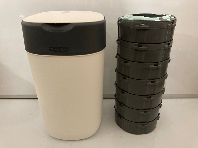 Lot 478  
            Nottingham SR7 – Delivery Only 

                
TOMMEE TIPPEE TWIST & CLICK NAPPY BIN - Image 2