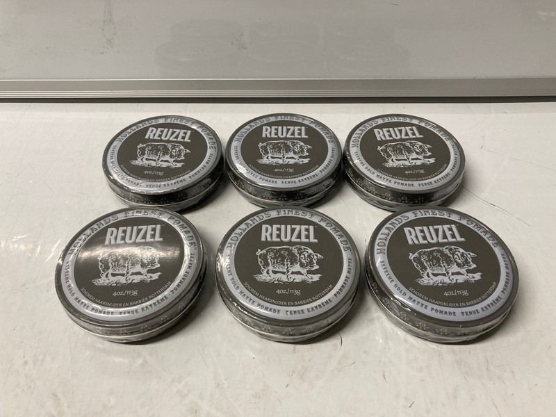 Lot 514  
            Nottingham SR7 – Delivery Only 

                
QTY OF REUZEL HOLLANDS FINEST POMADE EXTREME HOLD HAIR WAX 113G