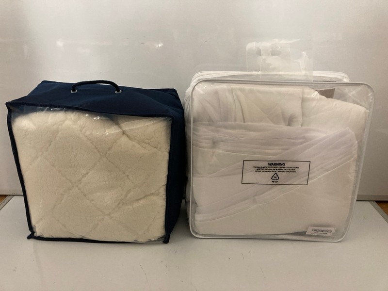 Lot 86  
            Nottingham SR7 – Delivery Only 

                
2 X ELECTRIC BLANKETS INC SILENTNIGHT TEDDY FLEECE KING SIZE