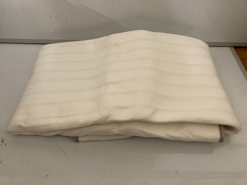 Lot 91  
            Nottingham SR7 – Delivery Only 

                
DREAMCATCHER ELECTRIC HEATED UNDER BLANKET