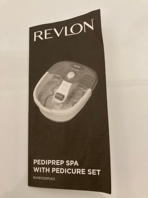Lot 94  
            Nottingham SR7 – Delivery Only 

                
REVLON PEDIPREP SPA WITH PEDICURE SET