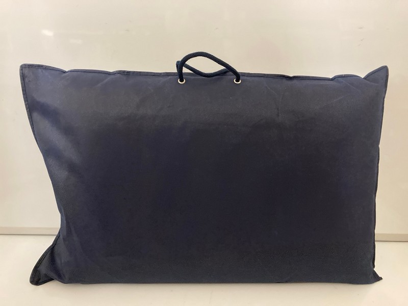 Lot 96  
            Nottingham SR7 – Delivery Only 

                
2 X SILENTNIGHT IMPRESS FIRM PILLOWS