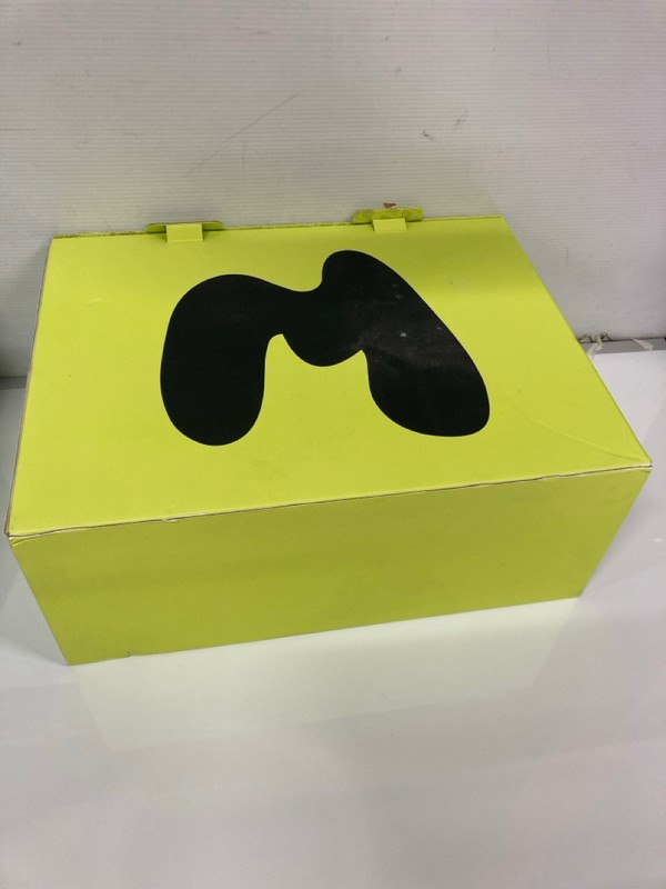 Lot 111  
            Nottingham SR9 - Delivery Only 

                
WOMENS JELLY BAG