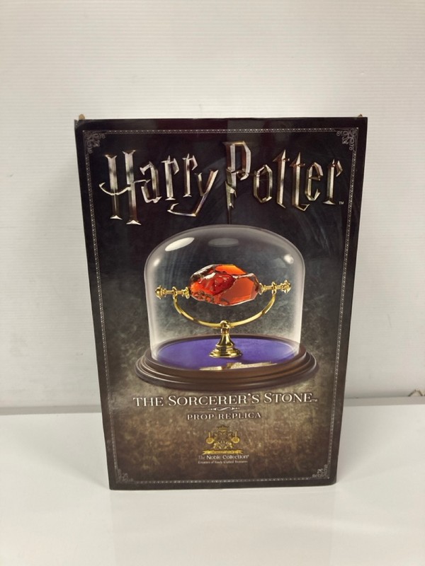 Lot 157  
            Nottingham SR9 - Delivery Only 

                
HARRY POTTER THE SORCERER'S STONE PROP REPLICA