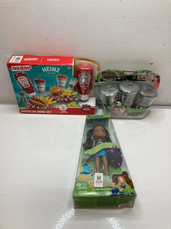 Lot 225  
            Nottingham SR9 - Delivery Only 

                
3 X KIDS TOYS INC BRATZ PLAY SPORTS DOLL