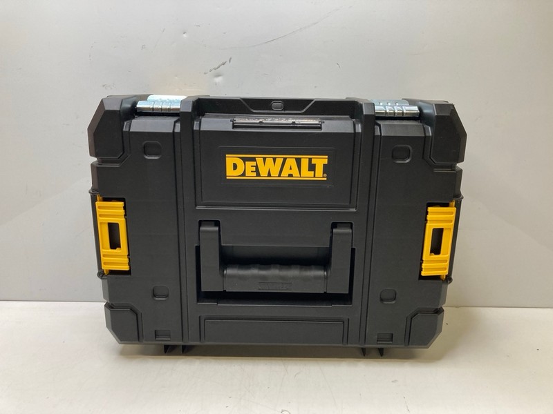 Lot 240  
            Nottingham SR9 - Delivery Only 

                
DEWALT DCK368P3T-GB TOOL CASE