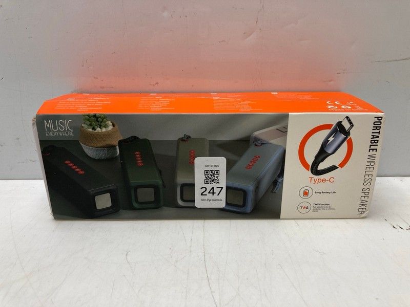 Lot 247  
            Nottingham SR9 - Delivery Only 

                
T&G GREEN PORTABLE WIRELESS SPEAKER