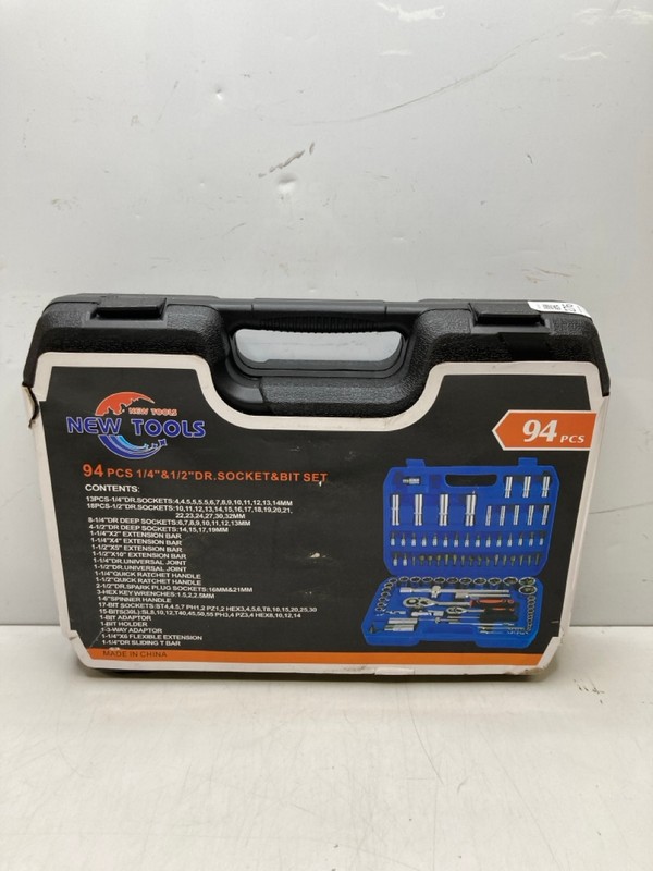 Lot 276  
            Nottingham SR9 - Delivery Only 

                
NEW TOOLS 94 PIECE DR SOCKET & BIT SET