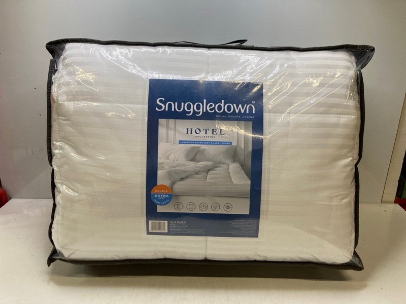 Lot 278  
            Nottingham SR9 - Delivery Only 

                
SNUGGLEDOWN HOTEL COLLECTION DOUBLE DUVET