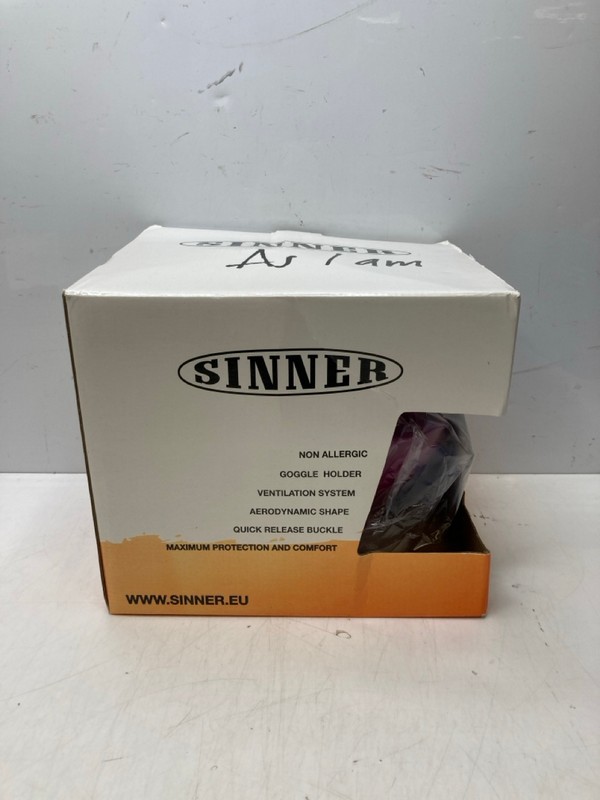 Lot 289  
            Nottingham SR9 - Delivery Only 

                
SINNER PINK MOTORCYCLE HELMET