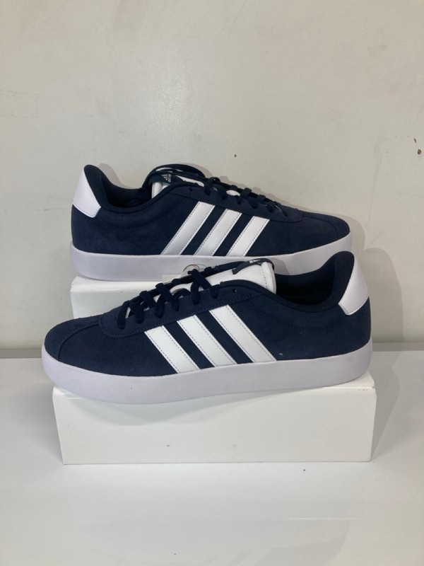Lot 300  
            Nottingham SR9 - Delivery Only 

                
ADIDAS VL COURT BLUE TRAINERS UK SIZE 12