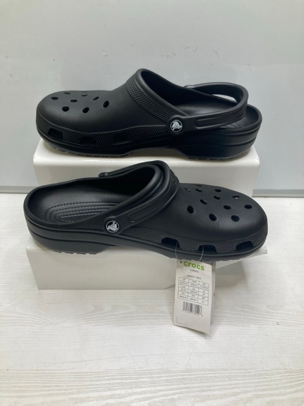 Lot 310  
            Nottingham SR9 - Delivery Only 

                
CROCS CLASSIC BLACK CLOG UK SIZE 10