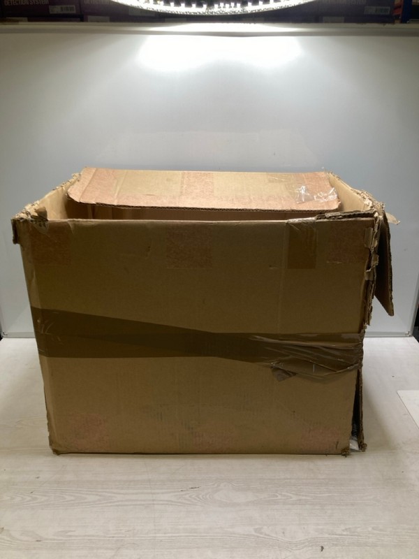 Lot 319  
            Nottingham SR9 - Delivery Only 

                
BOX OF ASSORTED BICYCLE ITEMS INC HANDLEBARS