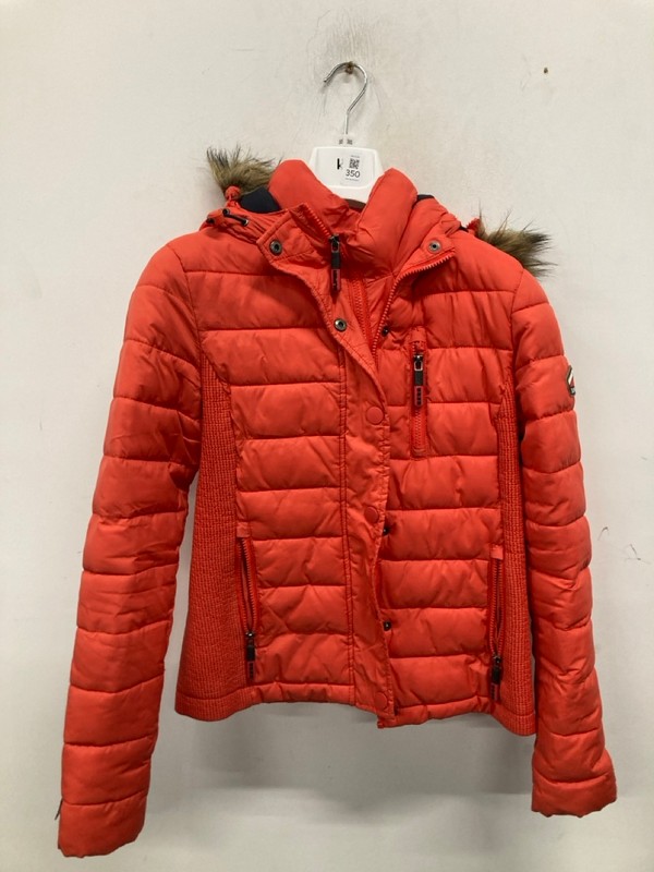 Lot 350  
            Nottingham SR9 - Delivery Only 

                
WOMENS SUPERDRY RED FUJI PUFFER JACKET UK SIZE M
