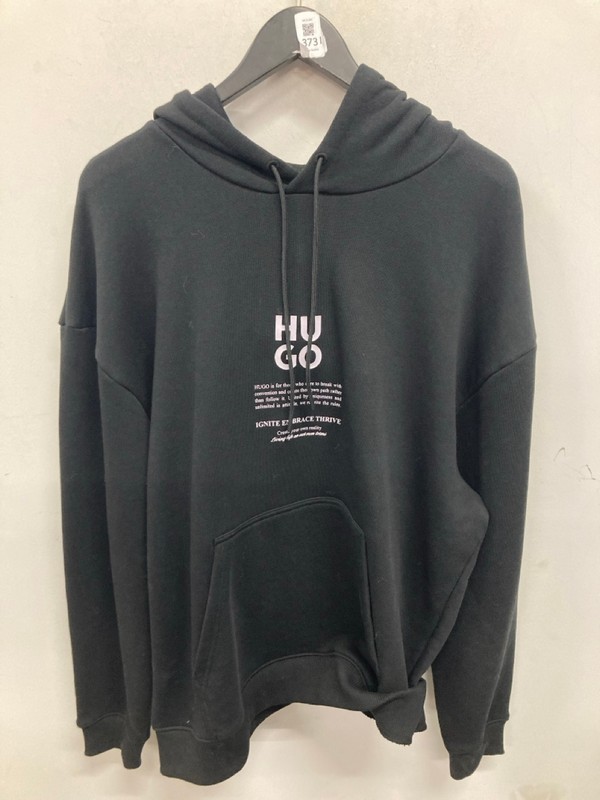 Lot 373  
            Nottingham SR9 - Delivery Only 

                
HUGO BOSS BLACK PULLOVER GRAPHIC HOODIE UK SIZE M