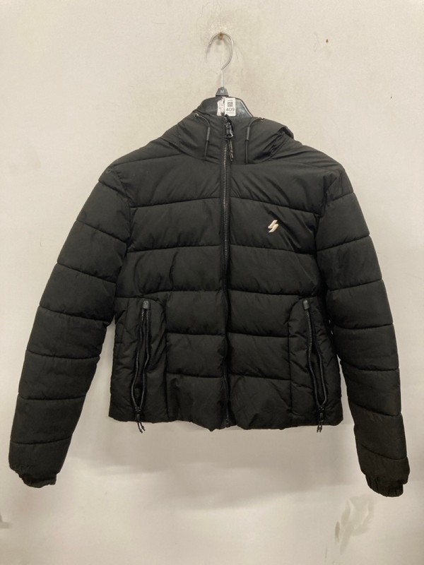 Lot 409  
            Nottingham SR9 - Delivery Only 

                
WOMENS SUPERDRY BLACK SPORTS PUFFER JACKET UK SIZE 14