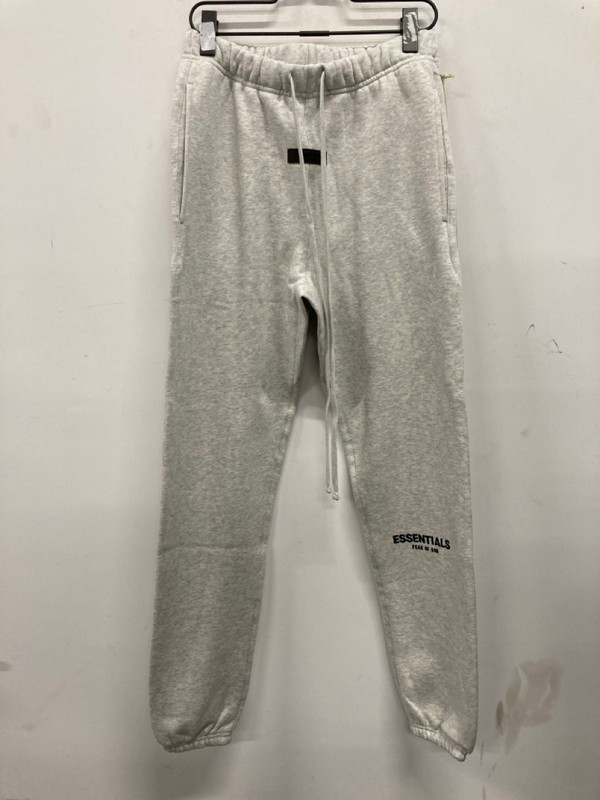 Lot 417  
            Nottingham SR9 - Delivery Only 

                
ESSENTIALS GREY LOGO TRACKSUIT BOTTOMS UK SIZE XS
