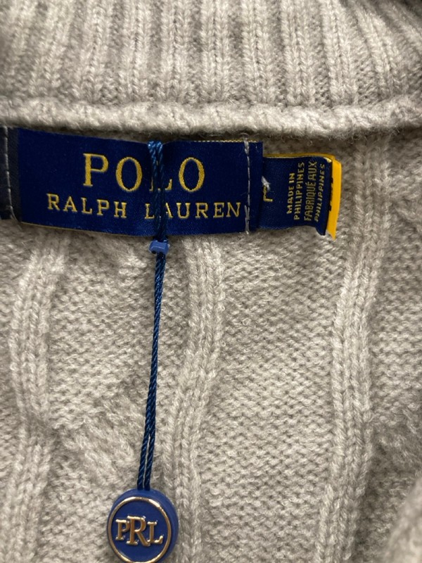 Lot 451  
            Nottingham SR9 - Delivery Only 

                
POLO RALPH LAUREN GREY RIBBED KNIT LOGO 1/4 ZIP UK SIZE L - Image 2