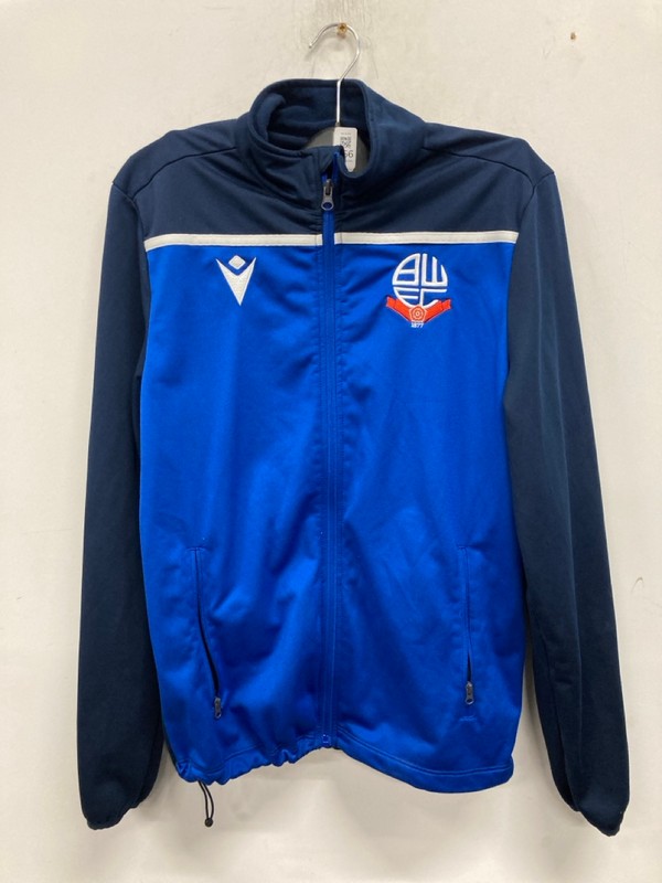 Lot 456  
            Nottingham SR9 - Delivery Only 

                
MACRON BOLTON WANDERERS BLUE TRAINING JACKET UK SIZE S