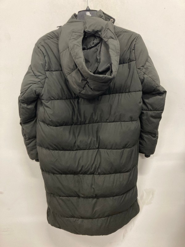 Lot 463  
            Nottingham SR9 - Delivery Only 

                
TOMMY JEANS BLACK PUFFER TRENCH COAT UK SIZE L