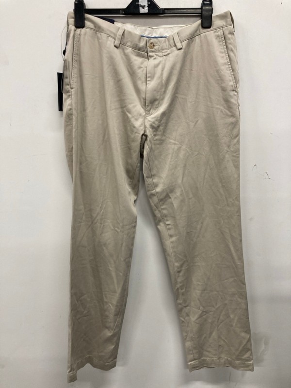 Lot 479  
            Nottingham SR9 - Delivery Only 

                
RALPH LAUREN GREENWICH CHINO CLASSIC STONE TROUSERS UK SIZE 36/32