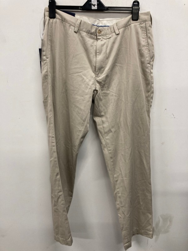 Lot 479  
            Nottingham SR9 - Delivery Only 

                
RALPH LAUREN GREENWICH CHINO CLASSIC STONE TROUSERS UK SIZE 36/32 - Image 4