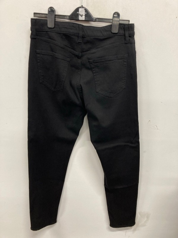 Lot 508  
            Nottingham SR9 - Delivery Only 

                
UNIQLO BLACK JEANS UK SIZE M - Image 3