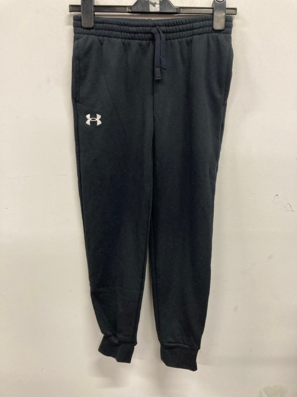 Lot 520  
            Nottingham SR9 - Delivery Only 

                
JUNIOR UNDER ARMOUR BLACK LOGO JOGGERS UK SIZE M