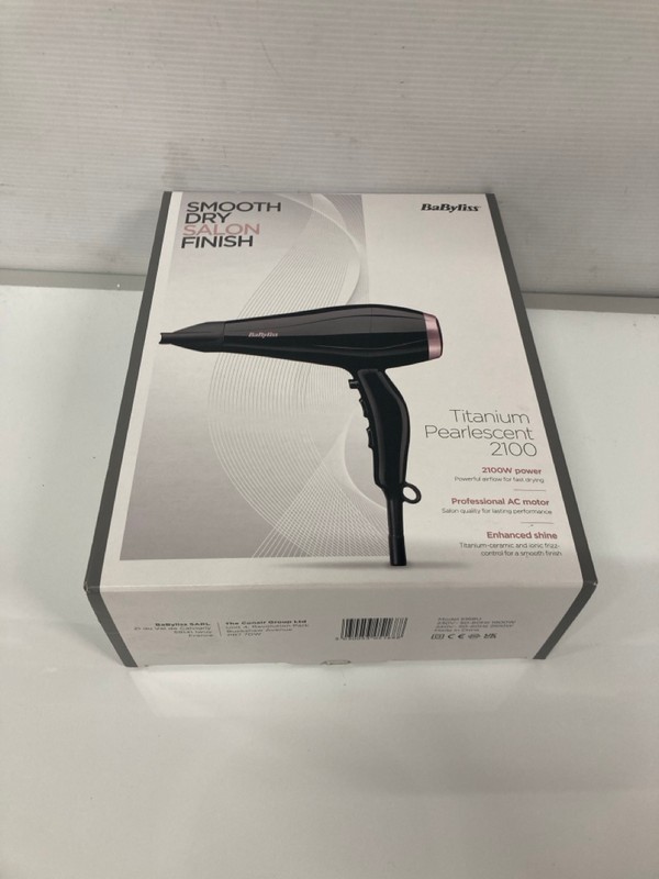 Lot 52  
            Nottingham SR9 - Delivery Only 

                
BABYLISS SMOOTH TITANIUM PEARLESCENT 2100 POWER HAIR DRYER