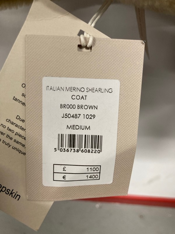 Lot 531  
            Nottingham SR9 - Delivery Only 

                
SHEEPSKIN  ITALIAN MERINO SHEARLING BROWN JACKET UK SIZE M - Image 2