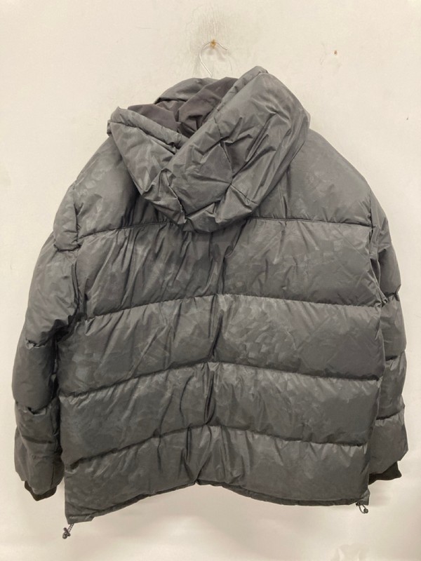 Lot 543  
            Nottingham SR9 - Delivery Only 

                
VANS BLACK/GREY LOGO PUFFER JACKET UK SIZE L - Image 3