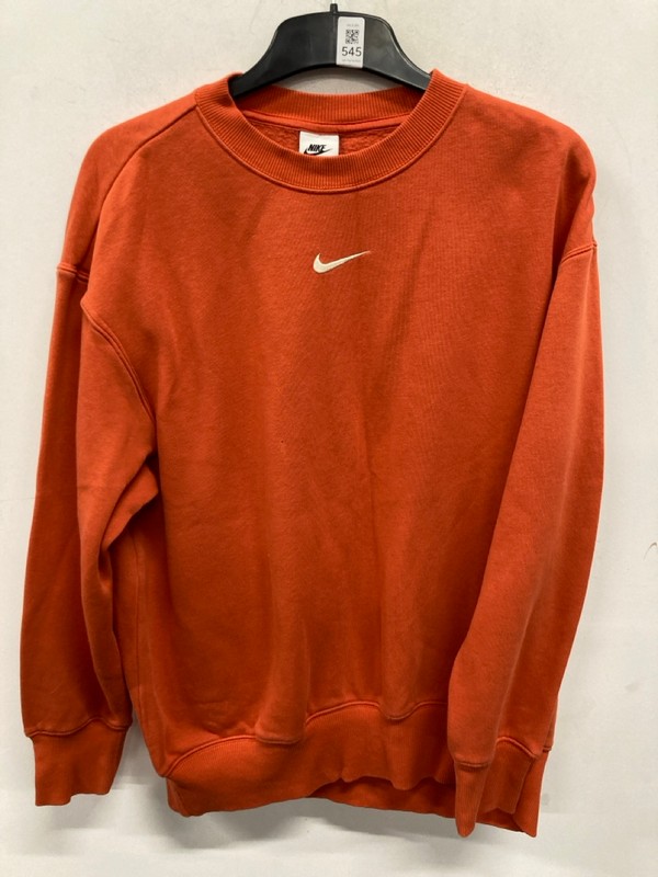 Lot 545  
            Nottingham SR9 - Delivery Only 

                
NIKE ORANGE LOGO PULLOVER CREWNECK JUMPER UK SIZE XS - Image 4