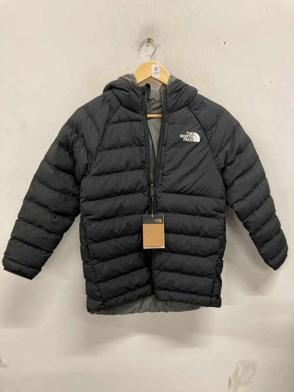 Lot 546  
            Nottingham SR9 - Delivery Only 

                
JUNIOR THE NORTH FACE RVR PERRITO PARKA BLACK PUFFER JACKET UK SIZE M - Image 4