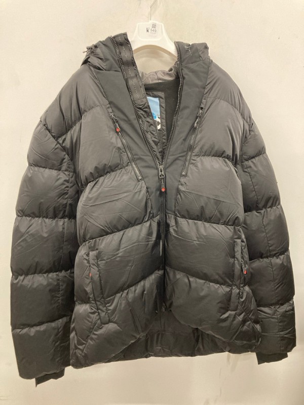 Lot 549  
            Nottingham SR9 - Delivery Only 

                
ZAVETTI CANADA BLACK NOVALLINI PUFFER JACKET UK SIZE 2XL - Image 4