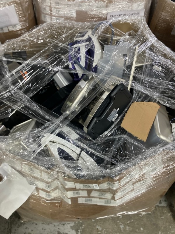 Lot 111  
            Nottingham SR1 - Delivery or Collection 

                
PALLET OF VARIOUS SMALL KITCHEN APPLIANCES (SMALL APPLIANCES 09/12/2025) - Image 2