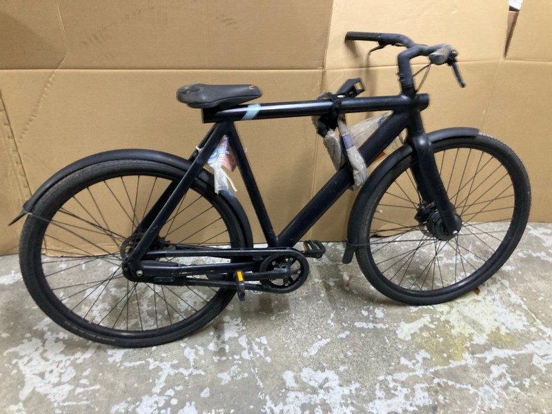 Lot 127  
            Nottingham SR1 - Collection Only 

                
VANMOOF S3 ELECTRIC BIKE - MPSS03098462 (COLLECTION ONLY)