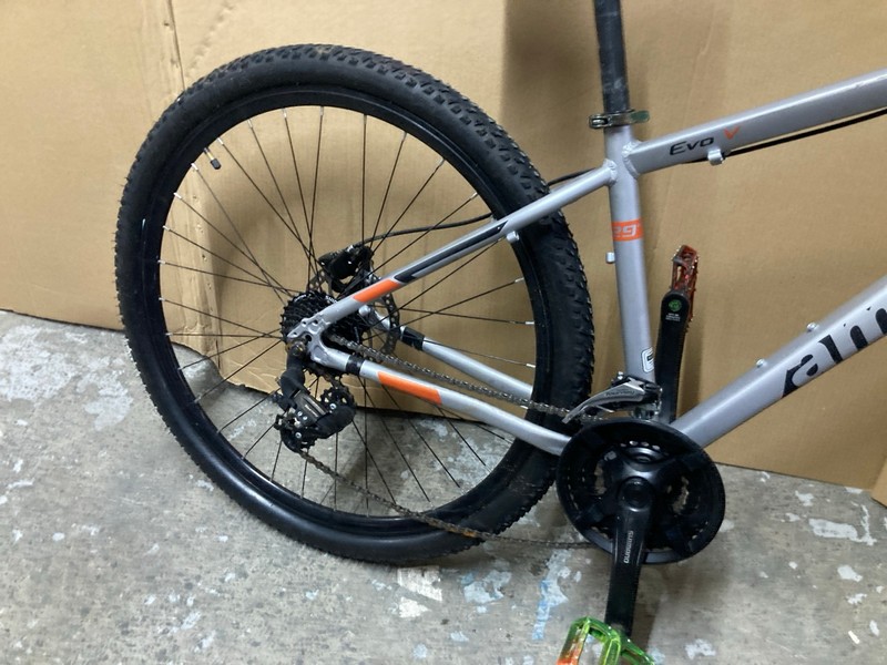 Lot 131  
            Nottingham SR1 - Collection Only 

                
AMMACO EVO V MOUNTAIN BIKE - MPSS03137853 (COLLECTION ONLY) - Image 3