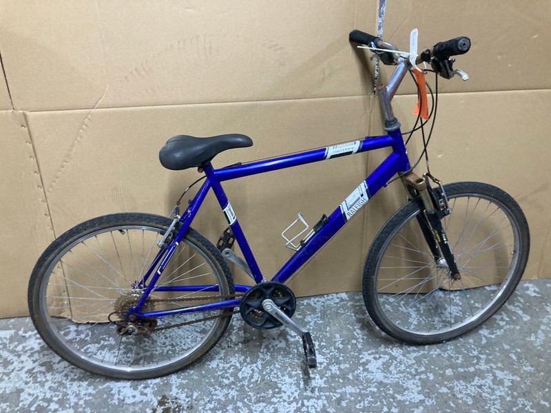 Lot 143  
            Nottingham SR1 - Collection Only 

                
RALEIGH MOUNTAIN BIKE - MPSS03053014 (COLLECTION ONLY)