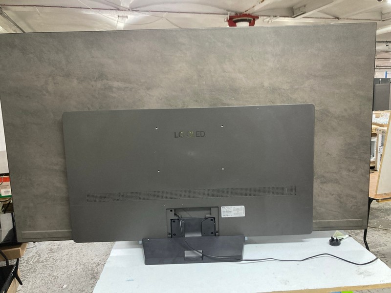 Lot 1  
            Nottingham SR1 - Collection Only 

                
LG 77" OLED C4 EVO 4K SMART TV (2024) - OLED77C44LA - ORIGINAL RRP £2,917 - WITH ... - Image 4