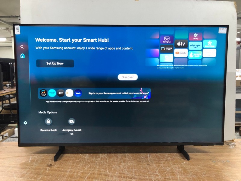 Lot 22  
            Nottingham SR1 - Collection Only 

                
SAMSUNG 43" CRYSTAL PROCESSOR 4K SMART TV (2025) - UE43U8000FK - ORIGINAL RRP - £...
