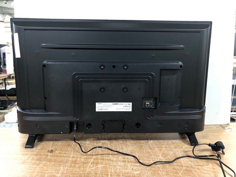 Lot 24  
            Nottingham SR1 - Collection Only 

                
TOSHIBA 40" FULL HD DOLBY ATMOS 4K SMART TV (2025) - 40LV2553DB - ORIGINAL RRP - ... - Image 4