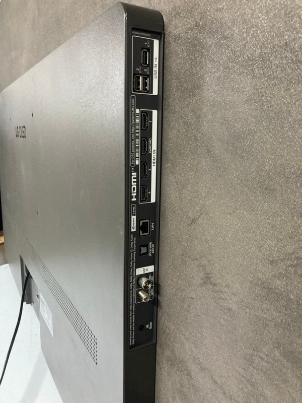 Lot 2  
            Nottingham SR1 - Collection Only 

                
LG 77" OLED C4 EVO 4K SMART TV (2024) - OLED77C44LA - ORIGINAL RRP £2,917 - WITH ...
