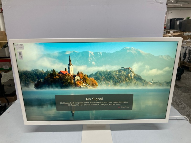 Lot 38  
            Nottingham SR1 - Collection Only 

                
LG 32" MYVIEW SMART MONITOR MODEL: 32SR50F - ORIGINAL RRP.£248 - WITH BOX - NO RE...